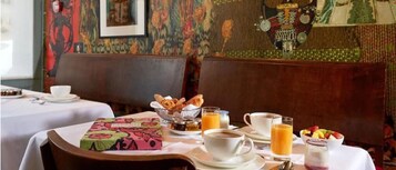 Morgenmadsbuffet hver dag (23 EUR pr. person)