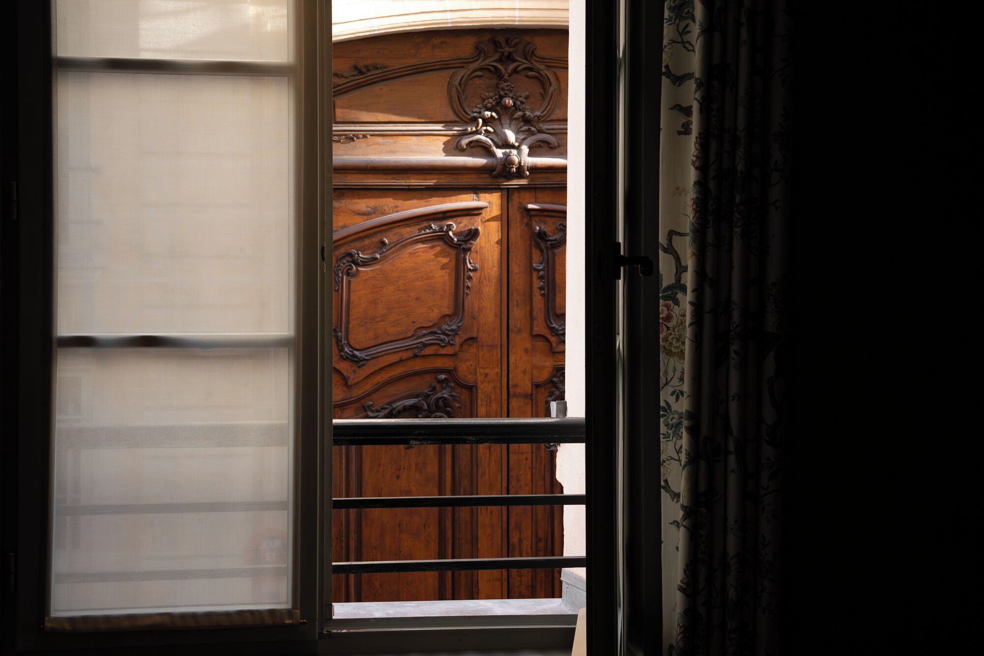 Foto - Hôtel du Petit Moulin, Haute Couture hotel by Lacroix