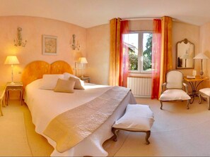 Standard Double Room | In-room safe, iron/ironing board, cribs/infant beds, rollaway beds