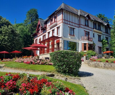 伯伊斯朱莉酒店