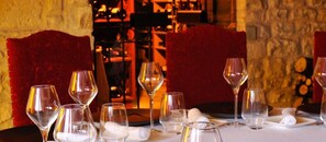 Lunch and dinner served, French cuisine