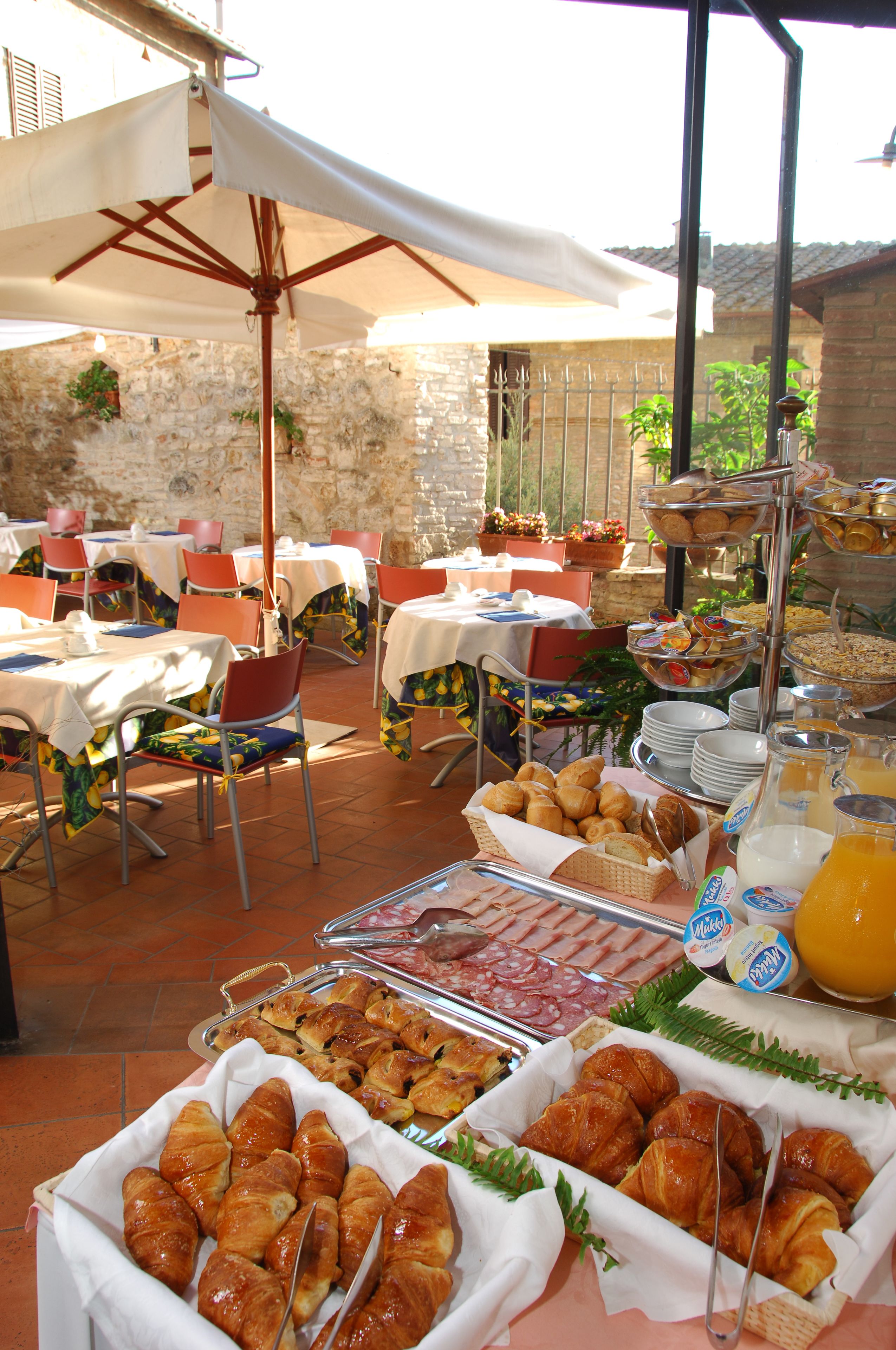 daily buffet breakfast (eur 12 per person)
