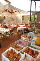 Desayuno buffet todos los días (con cargo)