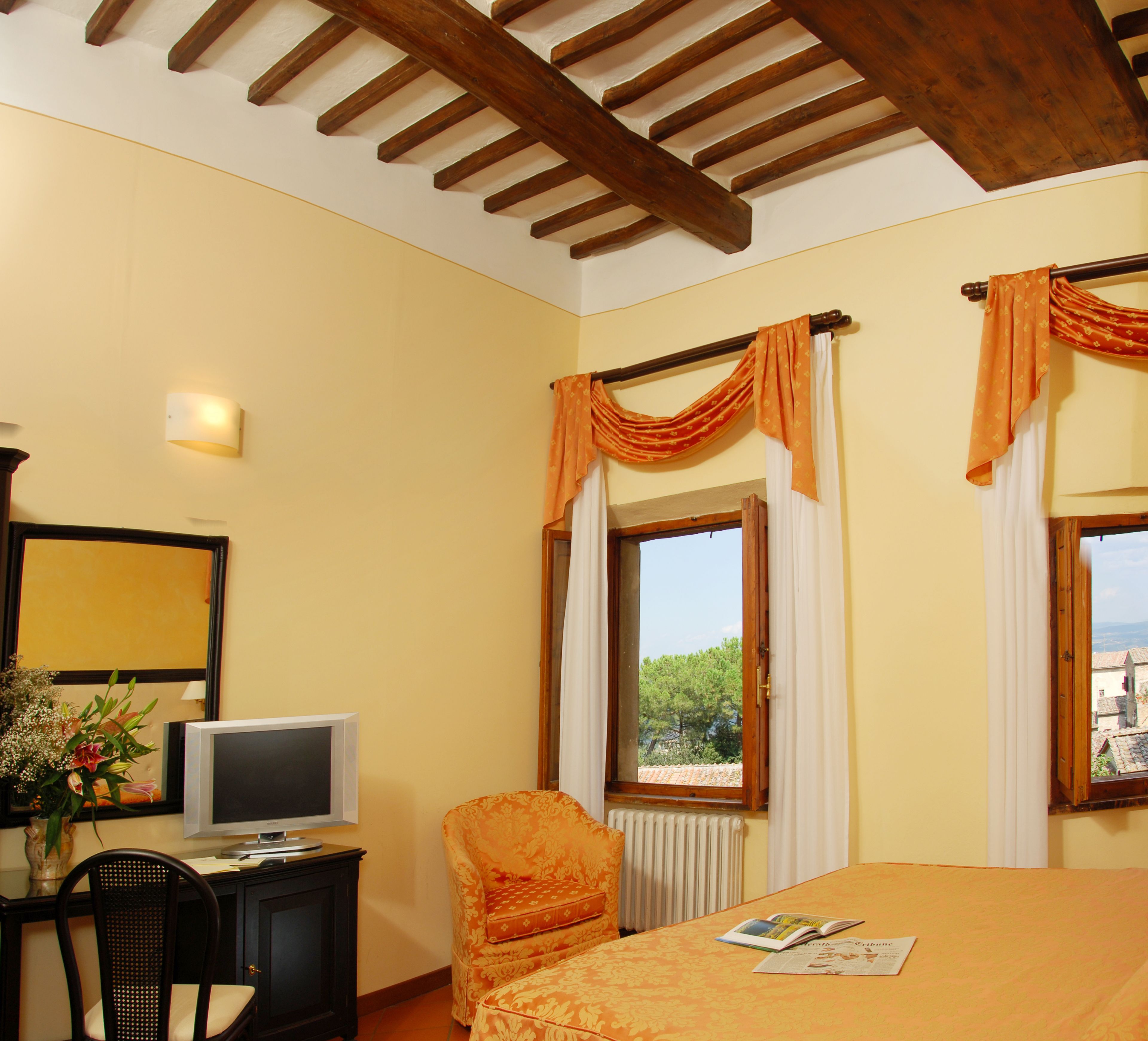 standard double or twin room, valley view | 1 bedroom, minibar, in-room safe, desk