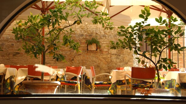 Bar (di hartanah)