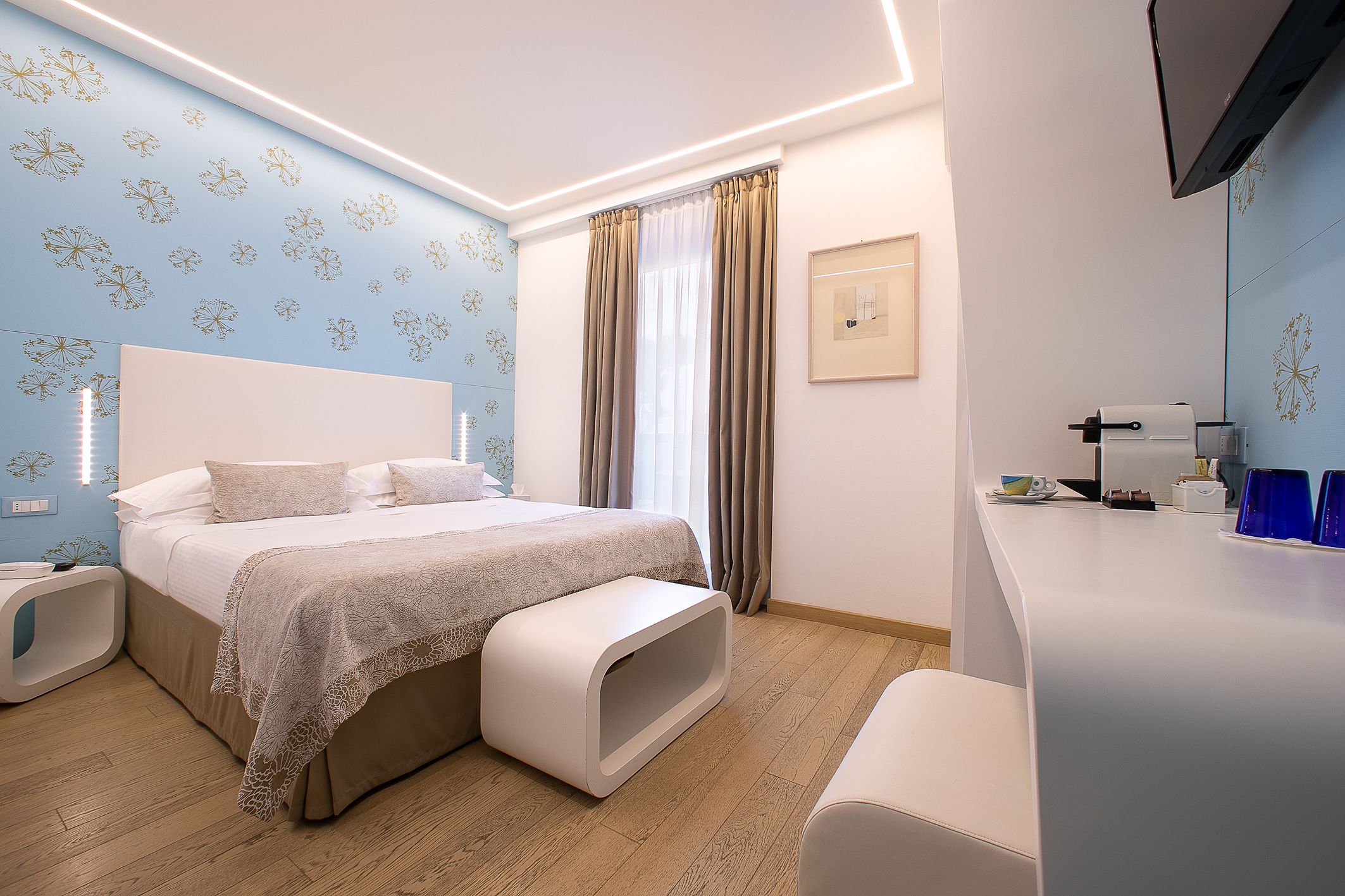 superior double or twin room | in-room safe, desk, soundproofing, free wifi