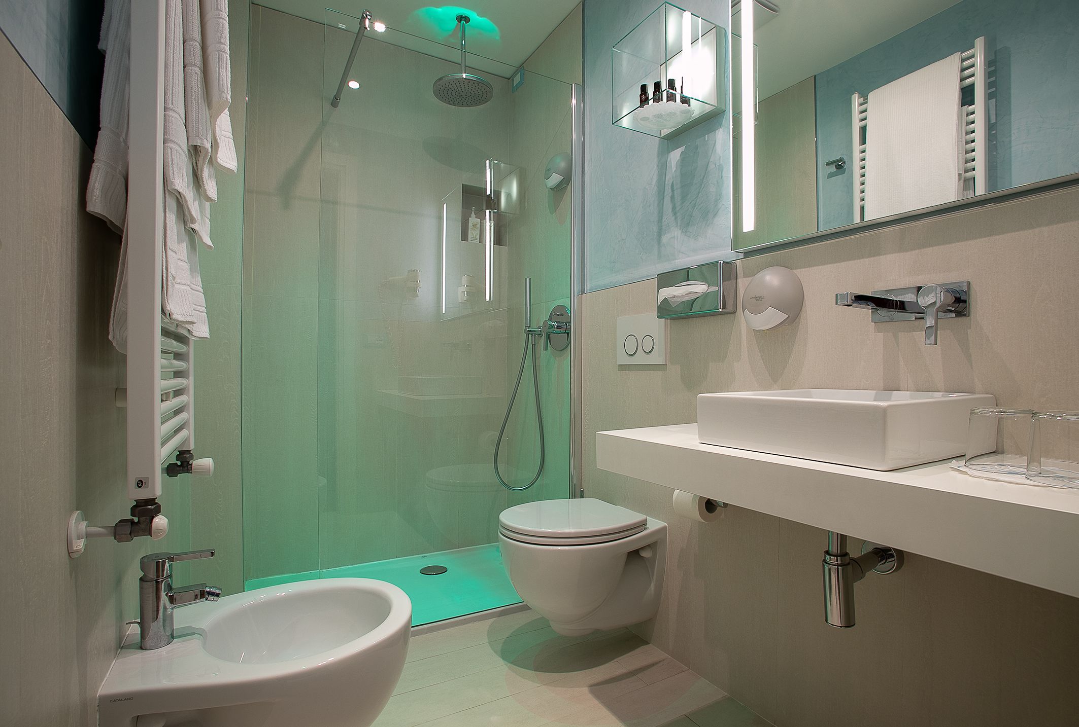 superior double or twin room | bathroom | shower, free toiletries, hair dryer, towels