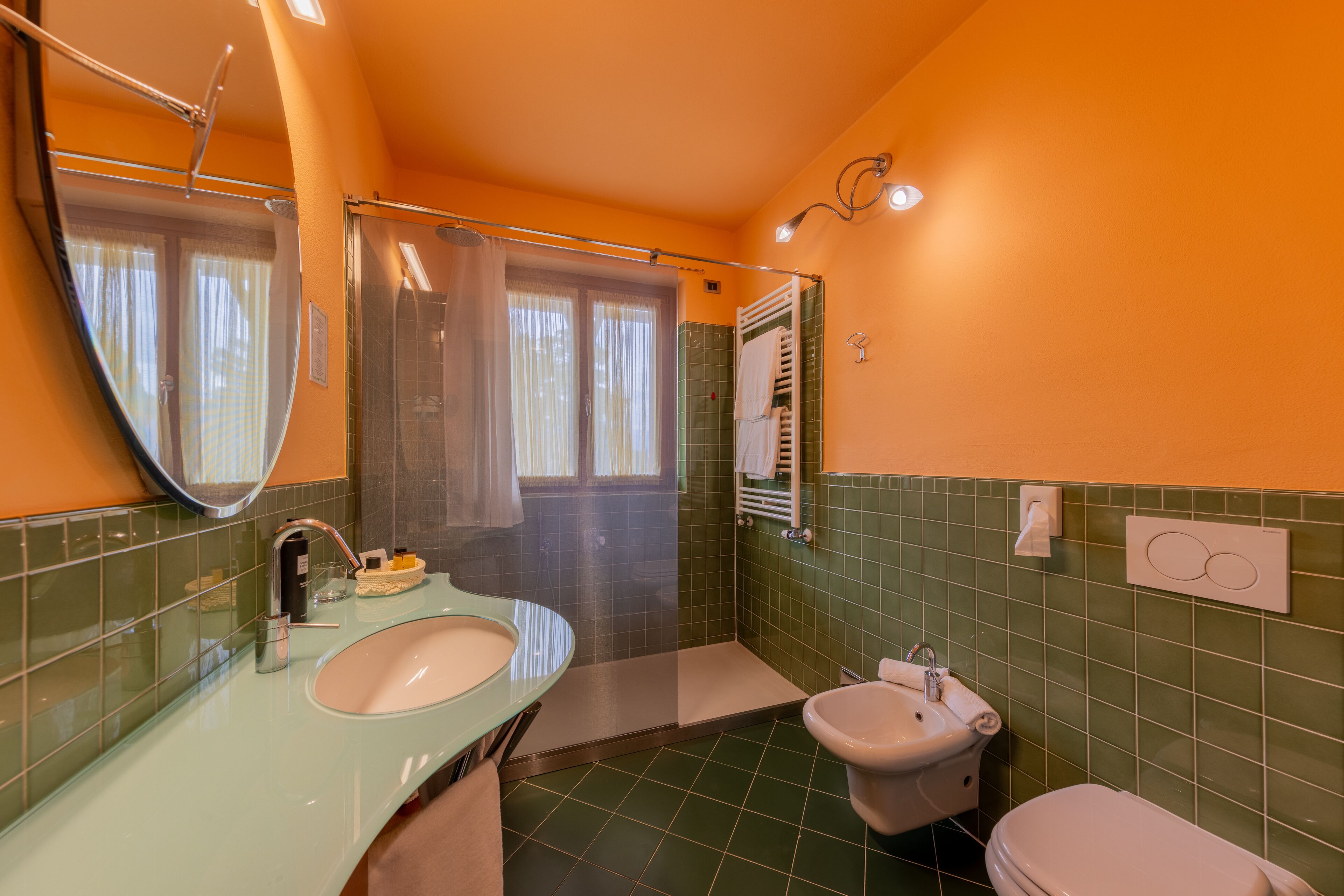 double room, balcony, lake view (.) | bathroom | free toiletries, hair dryer, bidet, towels