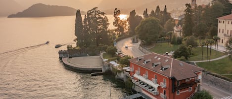 Fachada de la propiedad