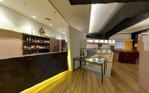 Bar (on property) - Hotel Ai Ronchi Motor (Brescia)