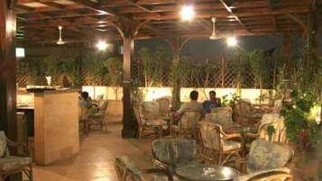 2 restaurants, lunch, dinner, brunch served; Indian cuisine