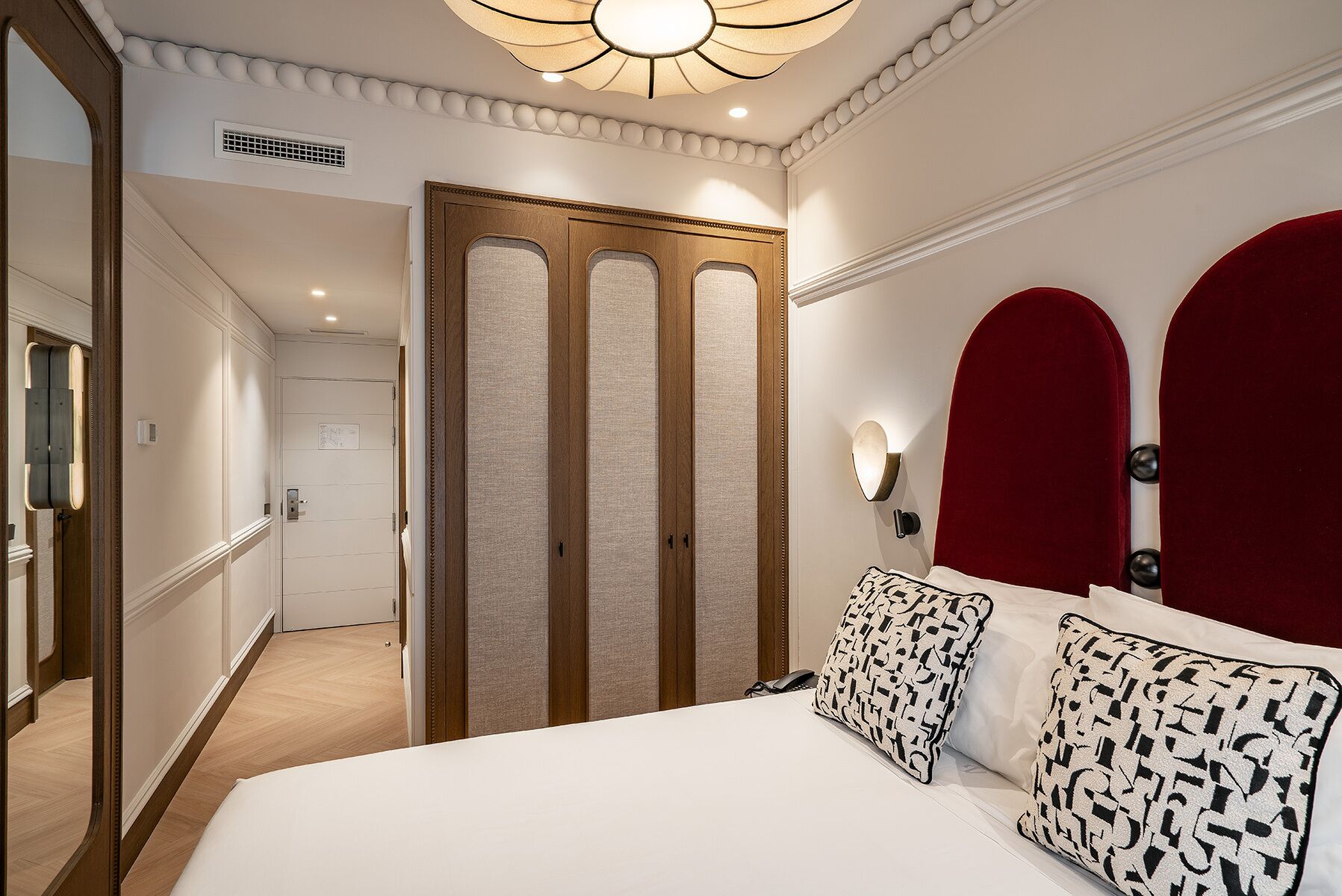 Premium bedding, down duvets, minibar, in-room safe