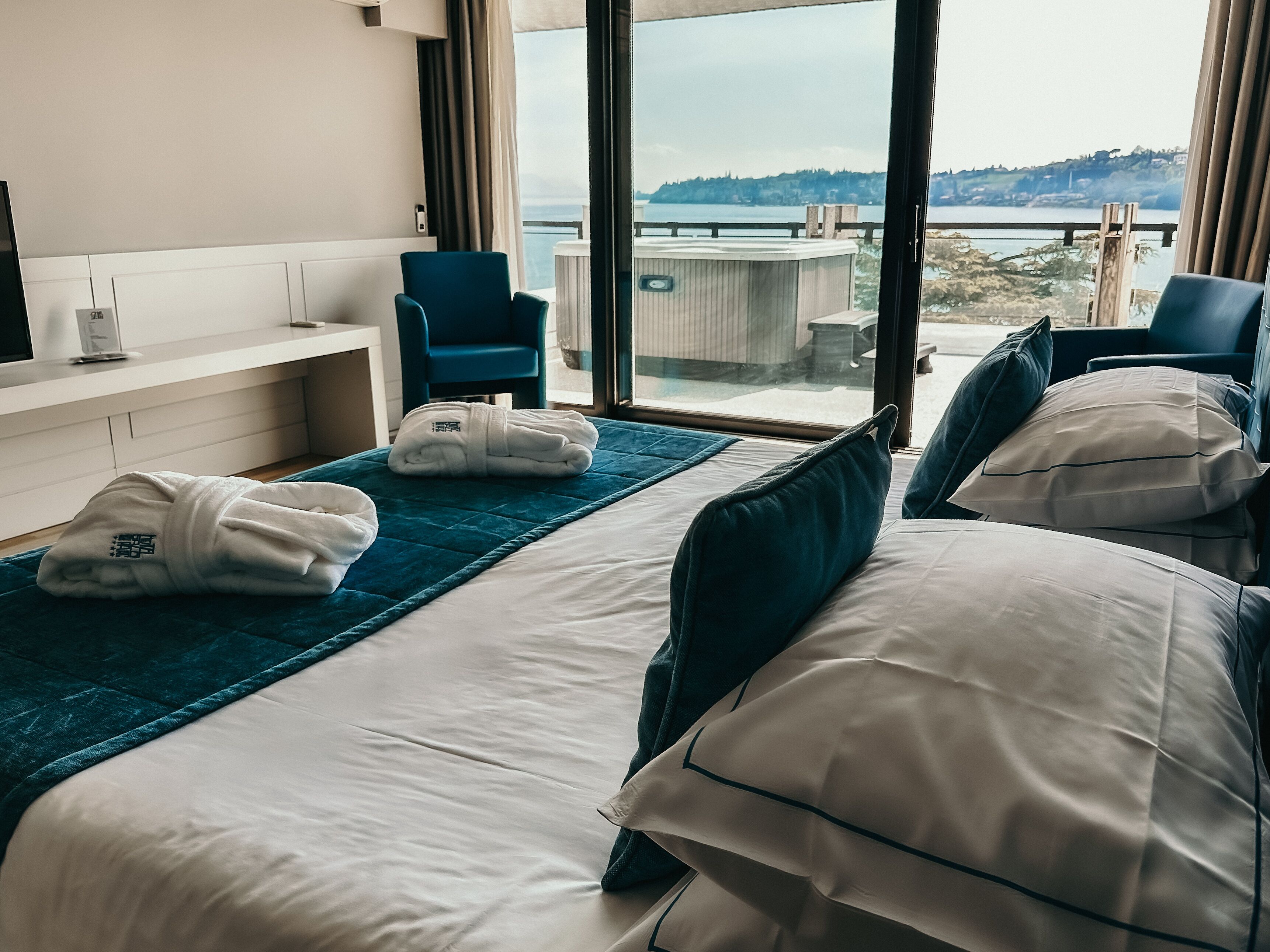 presidential suite | minibar, in-room safe, individually furnished, desk