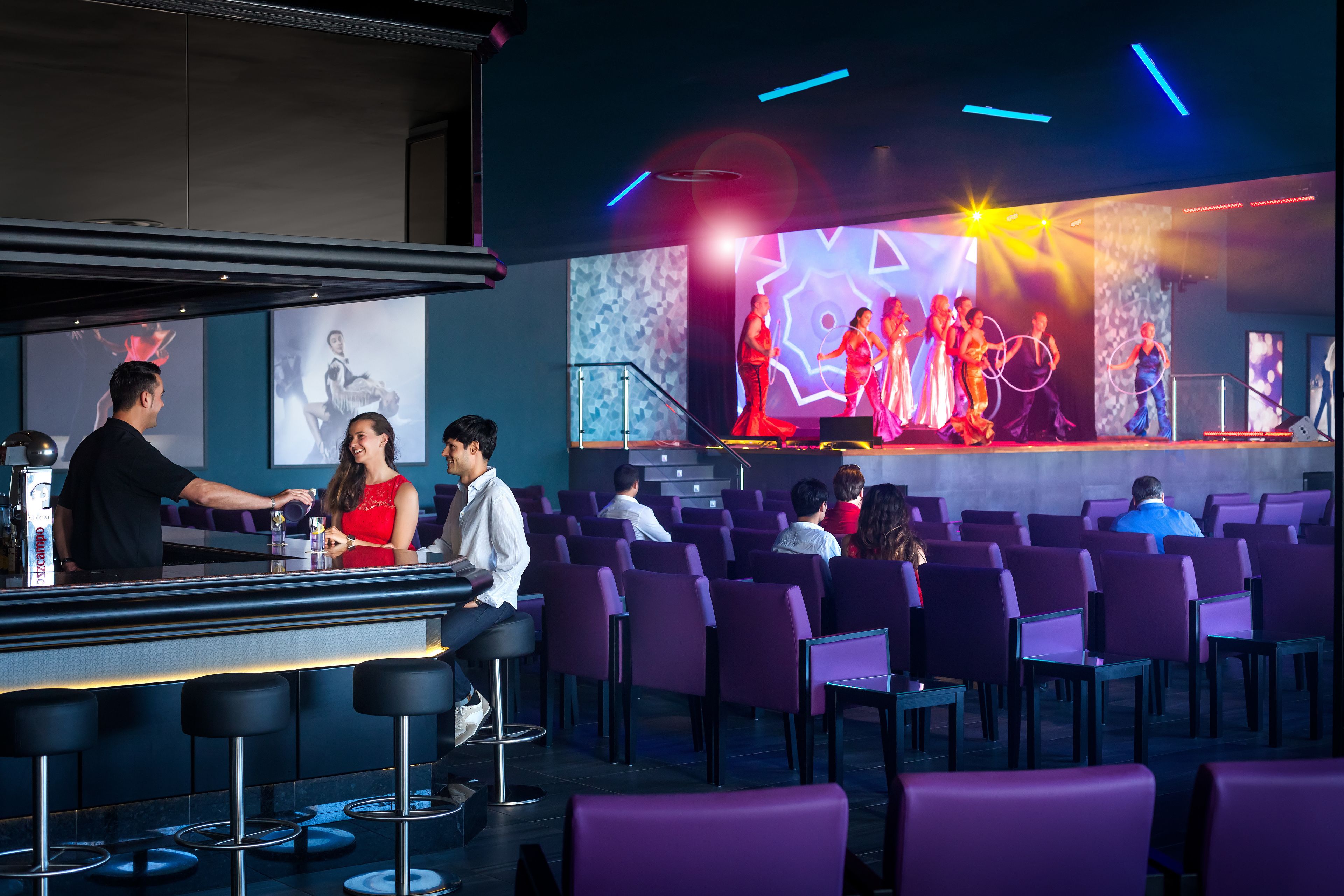 5 bars/lounges, swim-up bar, poolside bar