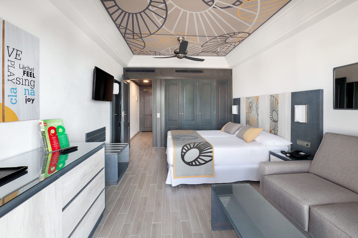 in-room safe, free cots/infant beds, free wifi, bed sheets