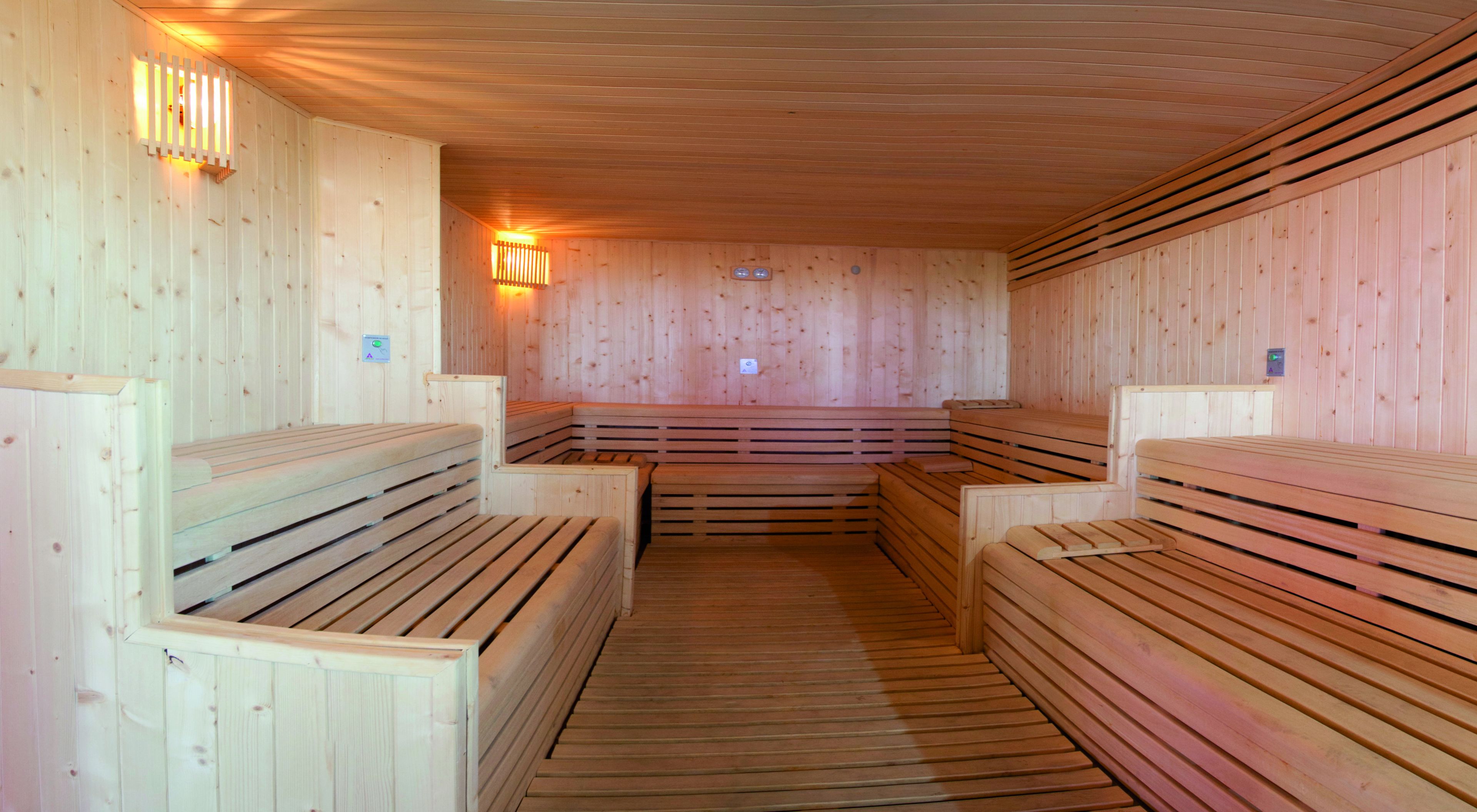 sauna, hot tub, body treatments, facials, massages