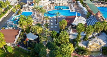 Aydinbey Famous Resort - Ultra All Inclusive