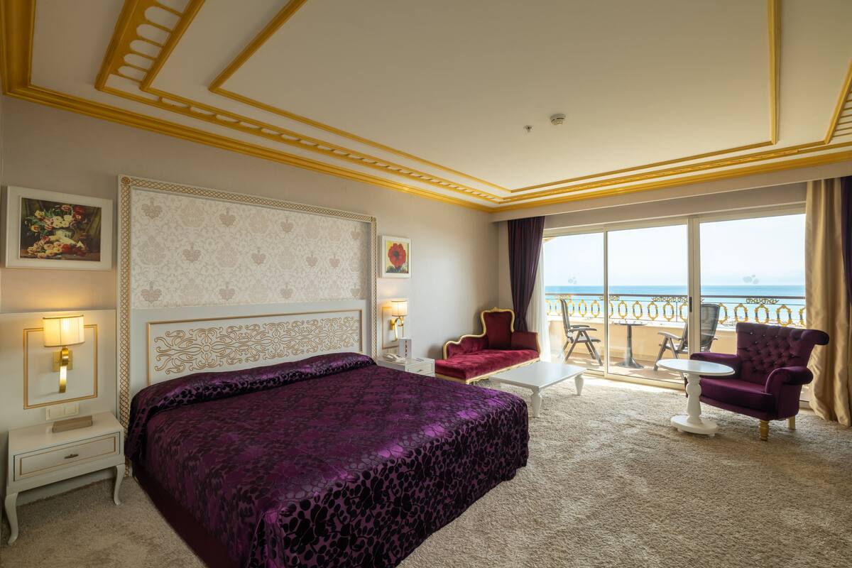 Chambre Lune de Miel, vue mer | Literie de qualité supérieure, minibar, coffres-forts dans les chambres