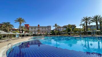 Indoor pool, 2 outdoor pools, pool umbrellas, sun loungers