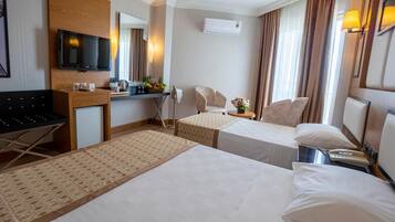 1 phòng ngủ, minibar với thức uống miễn phí, két bảo mật tại phòng, bàn