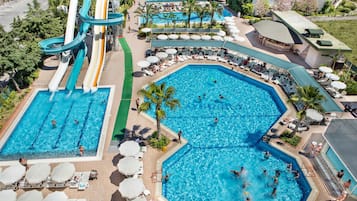2 indoor pools, 3 outdoor pools, pool umbrellas, pool loungers