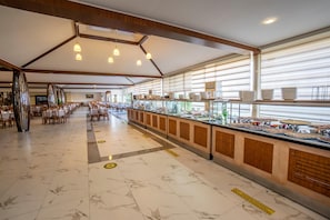 Desayuno buffet incluido todos los días