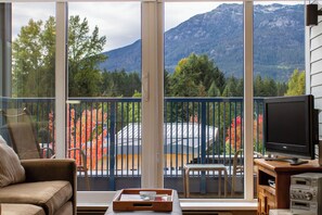 Loft (Unit 310) | Terraza o patio