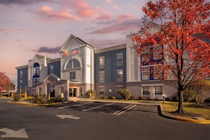 Classic hotel with a symmetrical facade and central entrance.