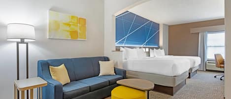 Suite, 2 grands lits, non-fumeur | Bureau, espace de travail pour ordinateurs portables