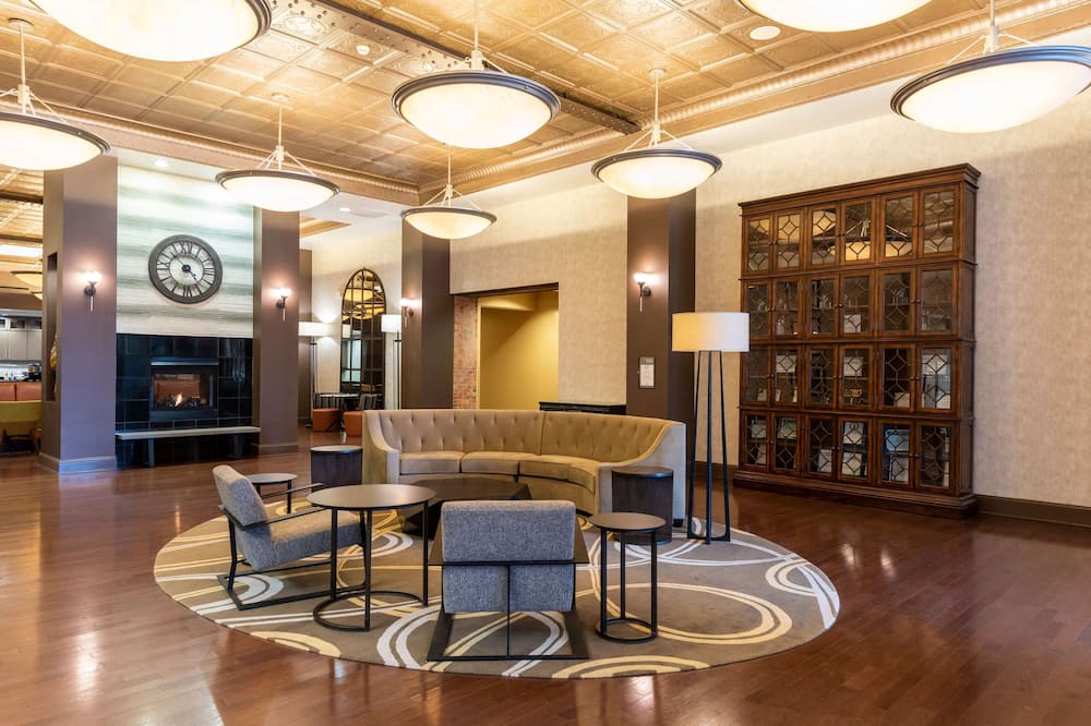 Homewood Suites by Hilton Indianapolis-Downtown
