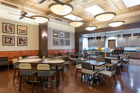 Homewood Suites by Hilton Indianapolis Downtown - Image 35