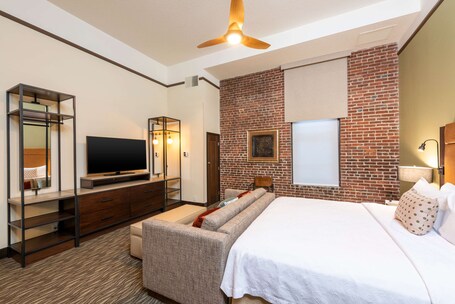 Homewood Suites by Hilton Indianapolis Downtown - Image 20