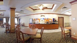 Free buffet breakfast 