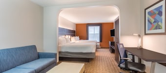 Holiday Inn Express Hotel & Suites Bremen by IHG