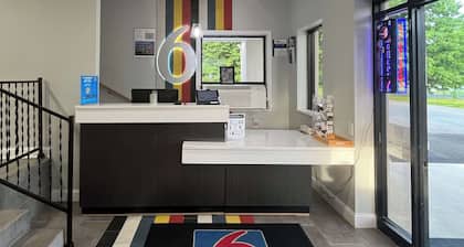 Motel 6 East Windsor, NJ - Hightstown