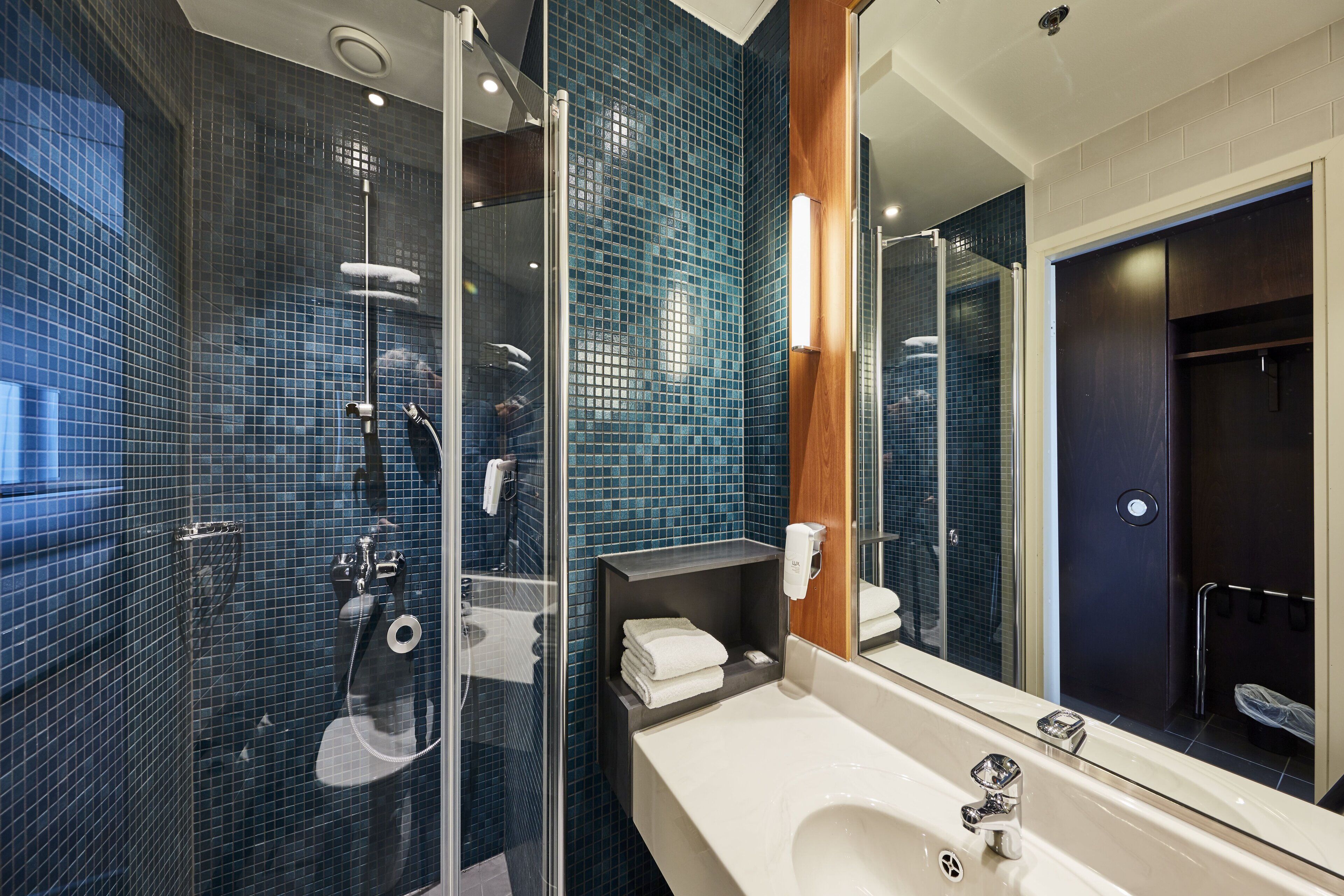 Photo - Holiday Inn Helsinki West - Ruoholahti by IHG