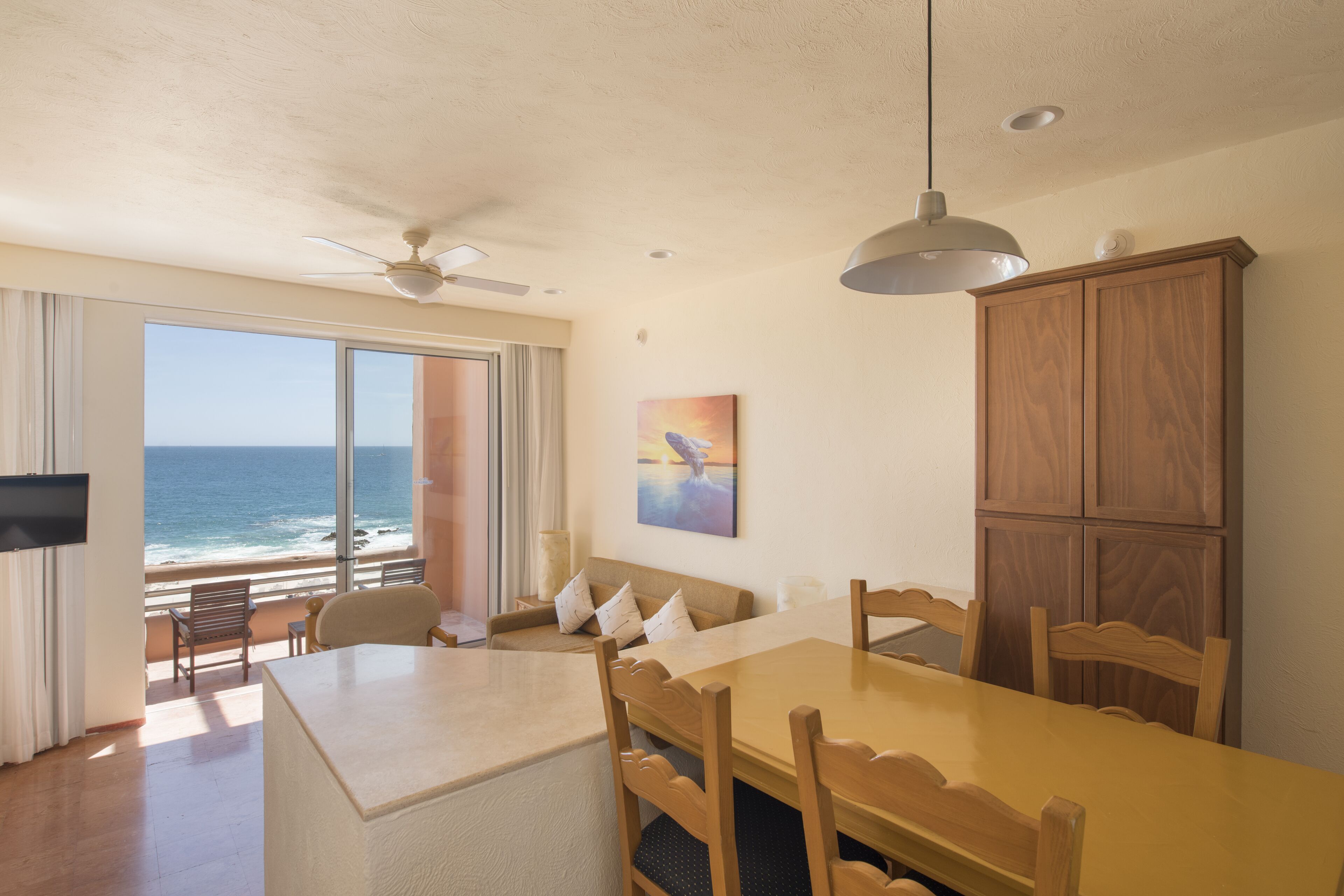 club suite, 1 king bed with sofa bed | living area | 40-inch flat-screen tv with cable channels, tv