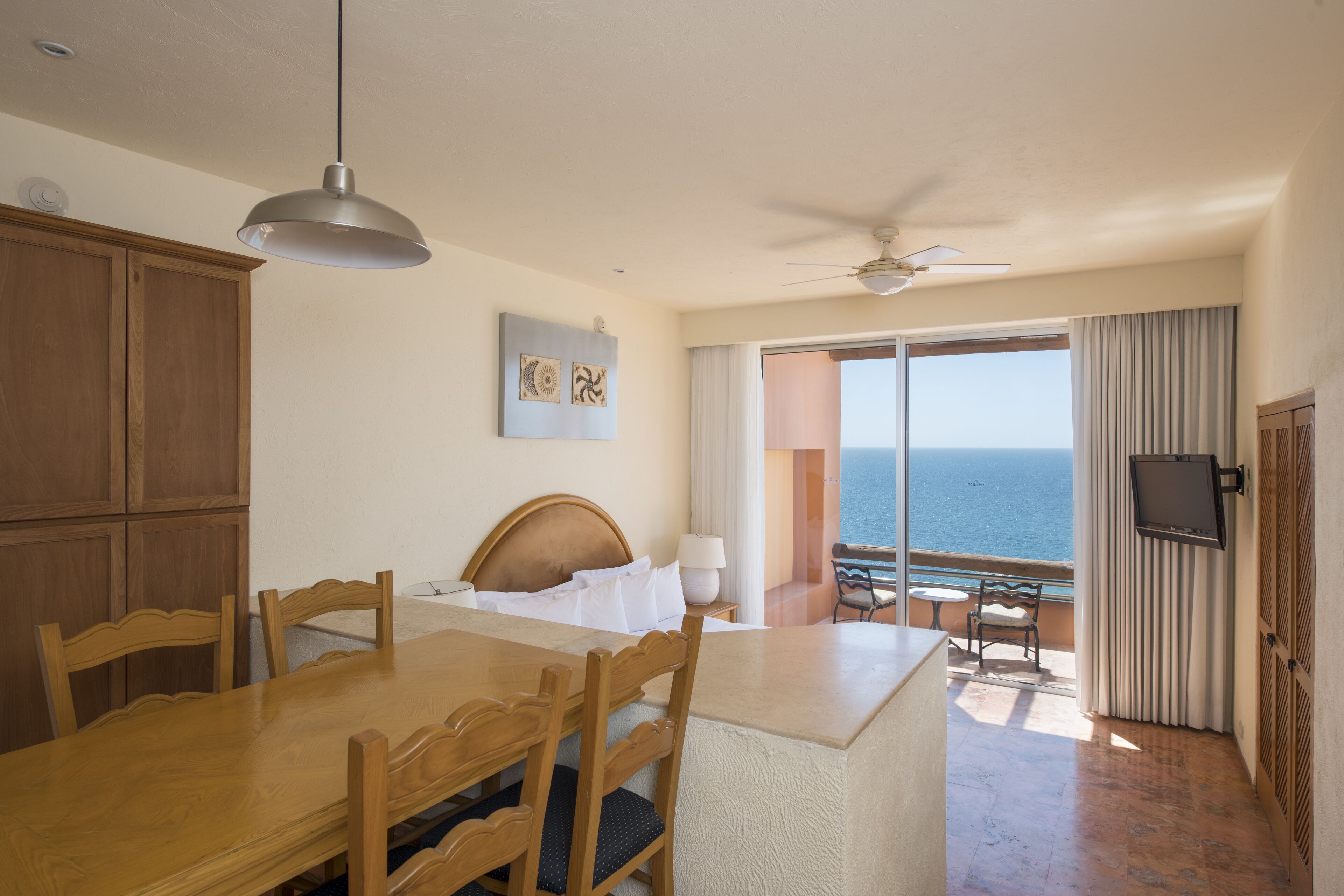 studio, kitchenette | 1 bedroom, minibar, in-room safe, iron/ironing board