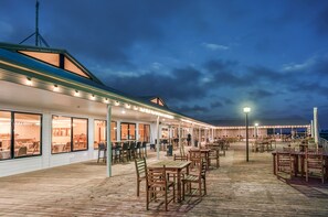 Exterior - Panorama Hotel St Helens (St Helens)