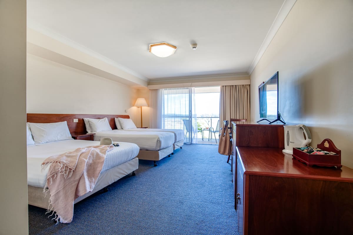 Luxe beddengoed, een kluis op de kamer, individueel gemeubileerd