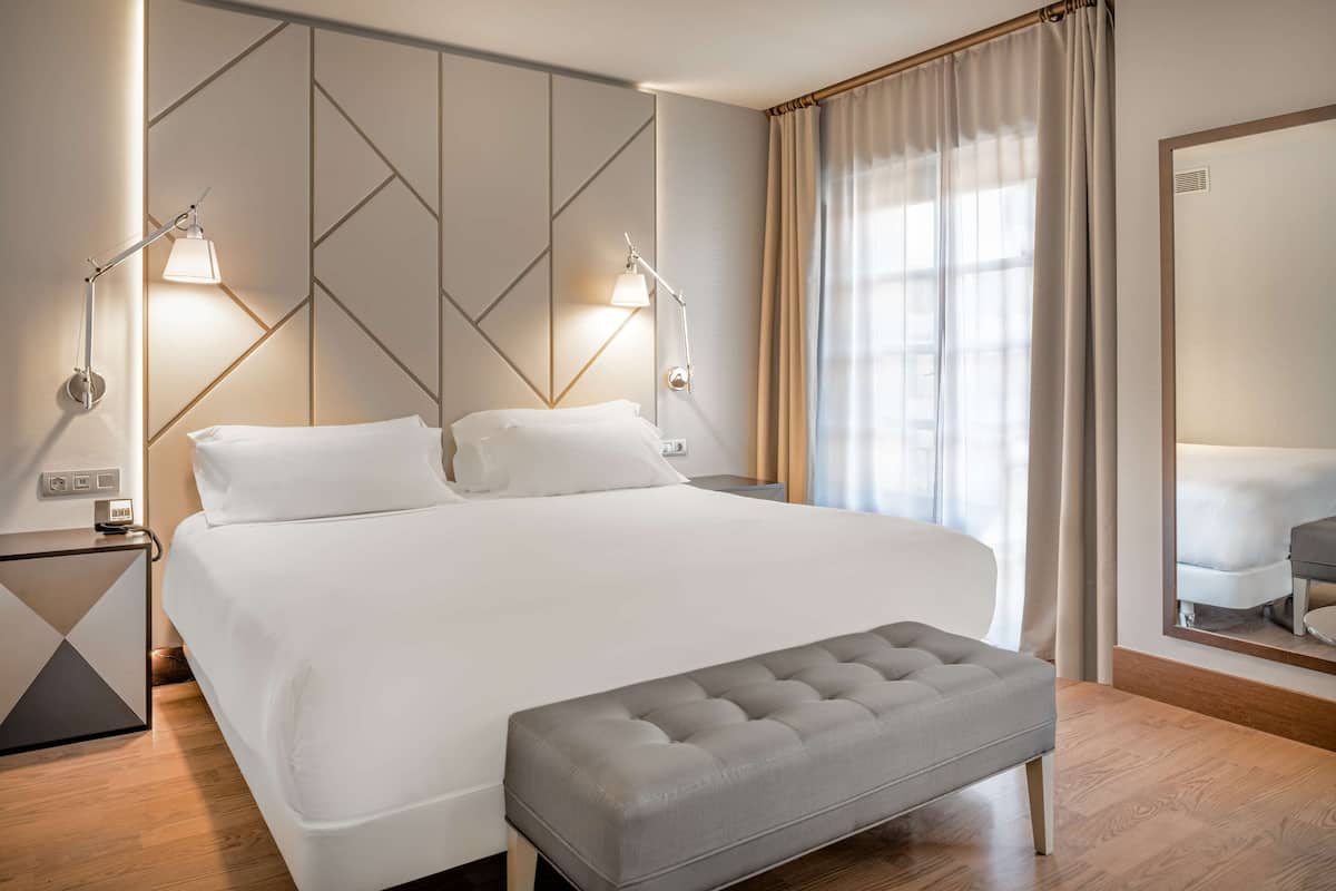 Premium Room (View) | Minibar, in-room safe, desk, blackout drapes