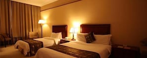 Deluxe Room, 2 Twin Beds | Minibar, rollaway beds, free WiFi - Yashidu Suites (Shanghai)