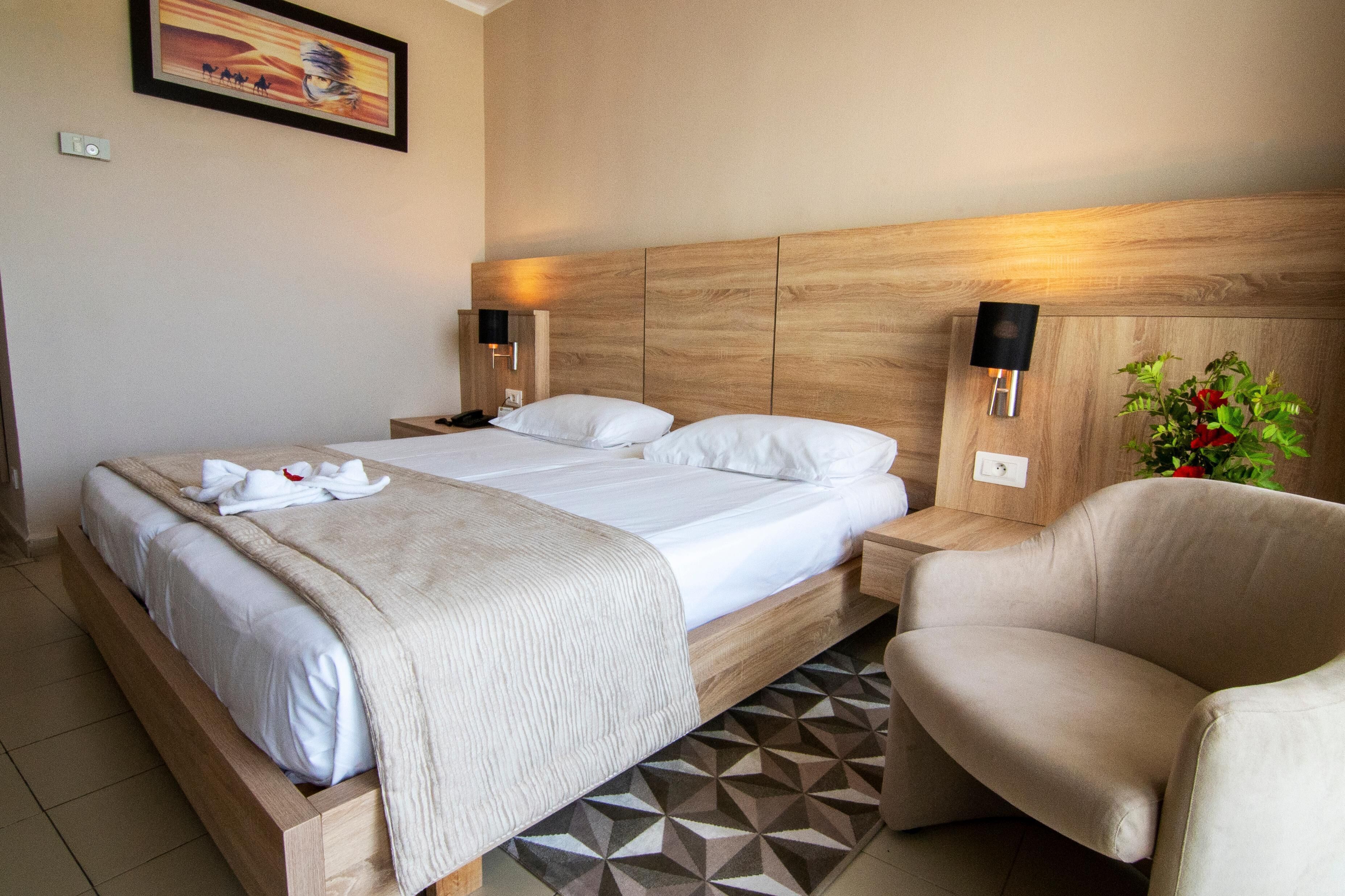 Minibar, in-room safe, blackout drapes, free WiFi