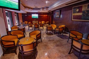 6 bars/lounges, 2 poolside bars, 2 beach bars