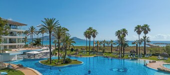 Playa Esperanza Resort