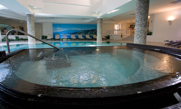 Indoor spa tub - Sant Alphio Garden Hotel & Spa (Giardini Naxos)