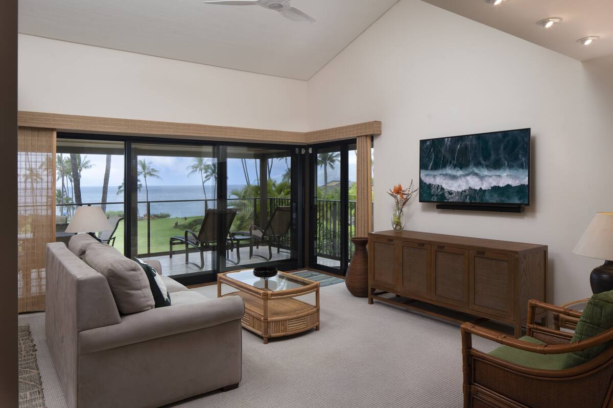 Room, 1 Bedroom, Oceanfront (1 Bath) | Living area | Flat-screen TV, DVD player