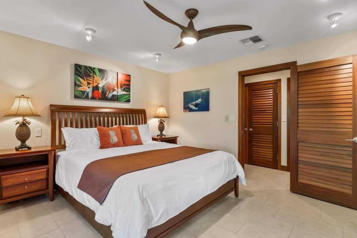 Room, Beach View (2 Bedroom Unit 1603) | Individually decorated, individually furnished, iron/ironing board