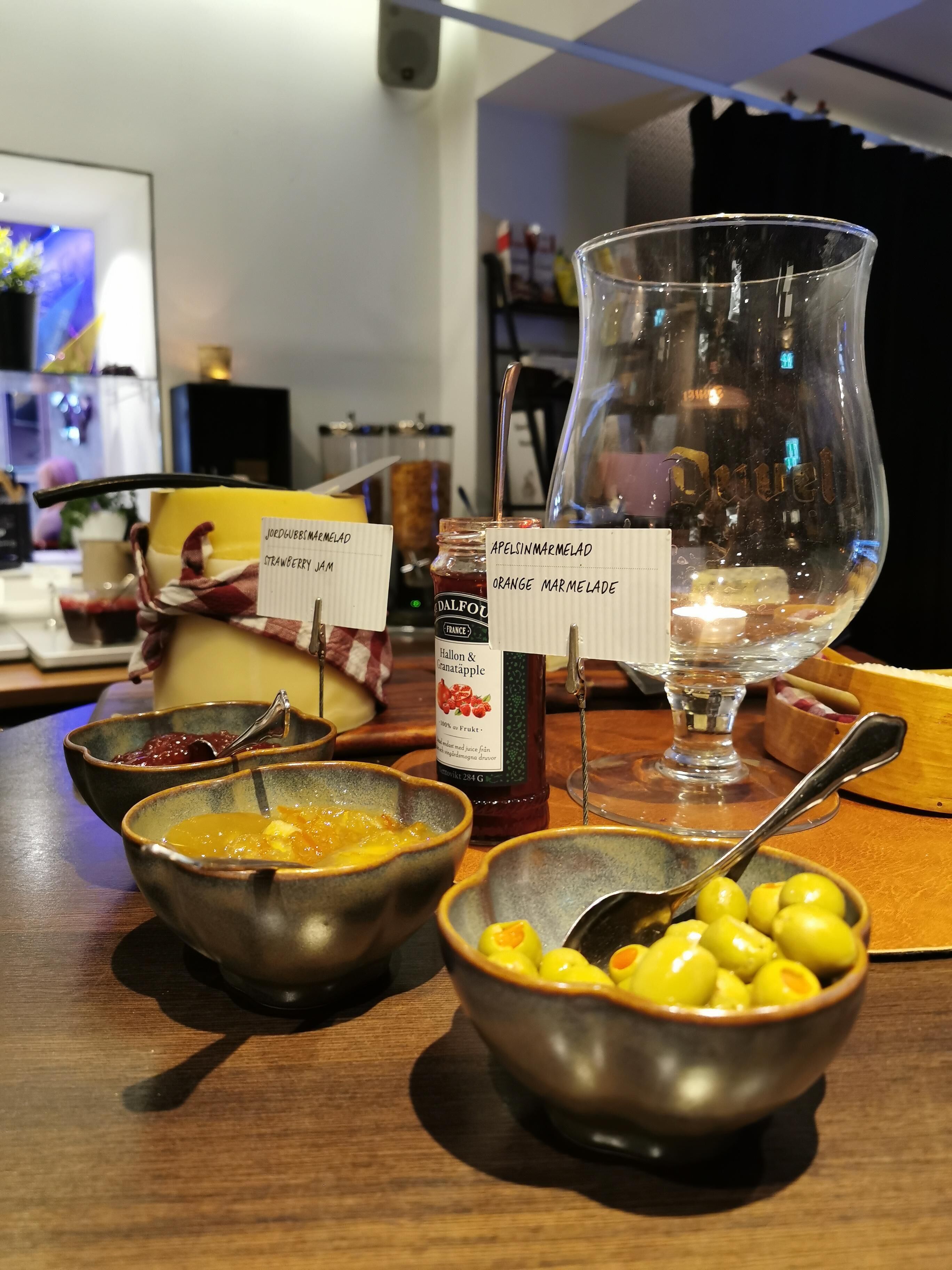 Free daily full breakfast