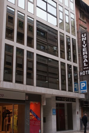 Exterior - Universal Hotel (Granada)